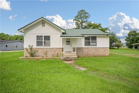 Photo of 14240 Wintzell Avenue S, Bayou La Batre, AL 36509 (MLS # 7772659)
