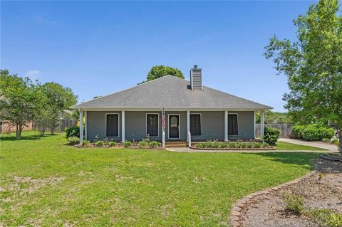 Photo of 18948 Summer Oaks Place, Fairhope, AL 36532 (MLS # 7771557)