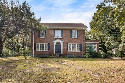 Photo of 1911 Government Street, Mobile, AL 36606 (MLS # 7703643)