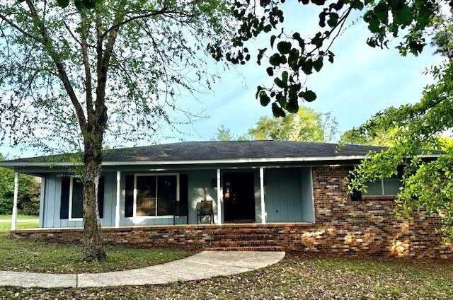 Photo 1 of 16 — 7531 Branchwood Drive, Mobile, AL 36695