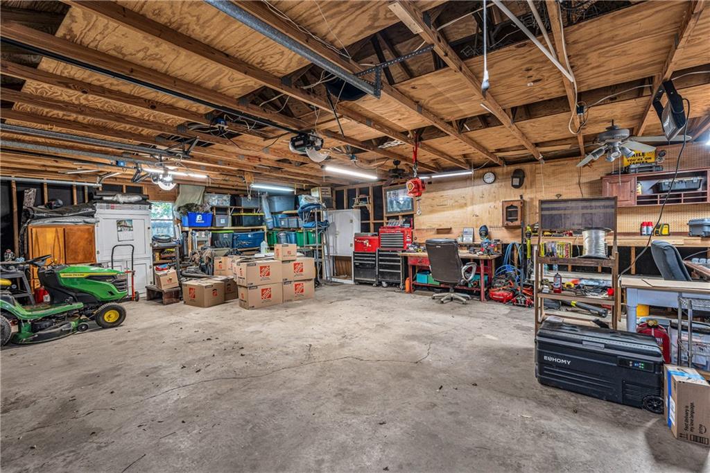 Mobile, Alabama 36618, United States, 3 Bedrooms Bedrooms, ,2 BathroomsBathrooms,Residential,Active,156561