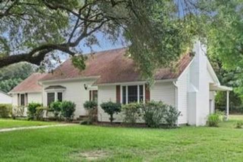 Photo of 4225 Vega Drive, Mobile, AL 36693 (MLS # 7805428)