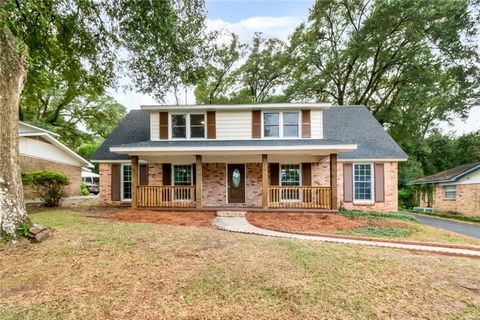 Photo of 576 Markham Drive, Mobile, AL 36609 (MLS # 7674285)