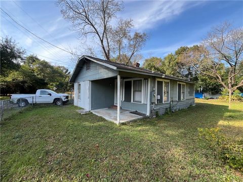 Photo of 2850 Pages Lane, Mobile, AL 36607 (MLS # 7694149)