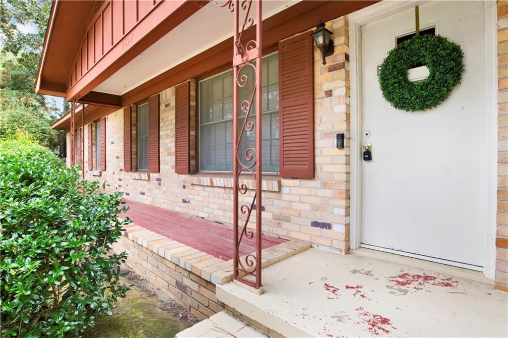 5859 Chalet Drive N - Photo 4
