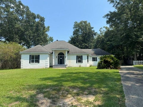 Photo of 826 Artillery Range Street W, Spanish Fort, AL 36527 (MLS # 7828370)