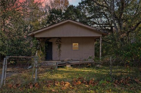 Photo of 2970 Persons Street, Mobile, AL 36612 (MLS # 7694103)