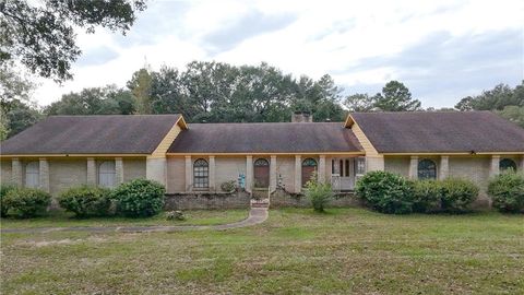 Photo of 1330 Twelve Oaks Drive, Mobile, AL 36695 (MLS # 7658509) Photo of 1330 Twelve Oaks Drive, Mobile, AL 36695 (MLS # 7658509)