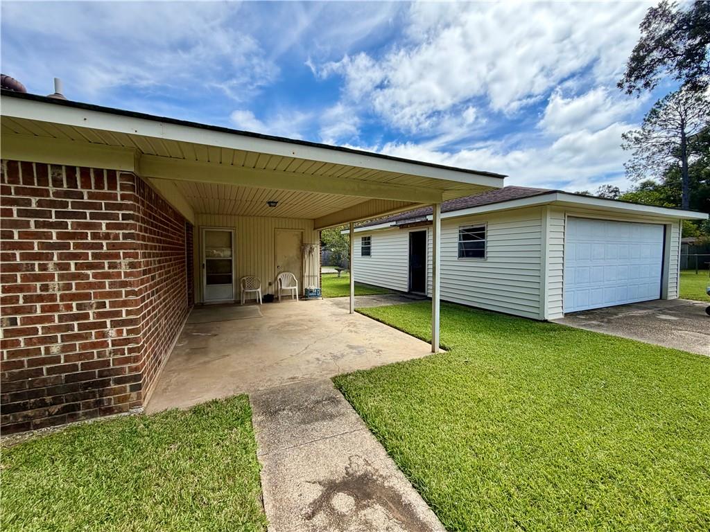 112 Orange Avenue E - Photo 4