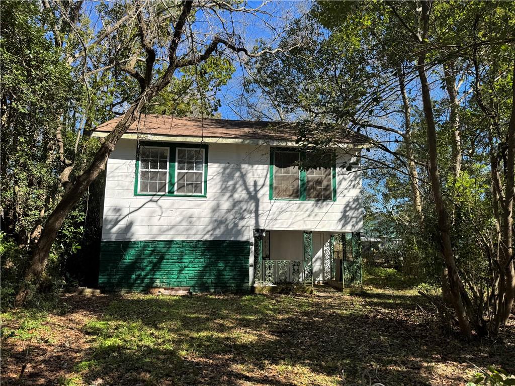 661 Ruth Street - Photo 2