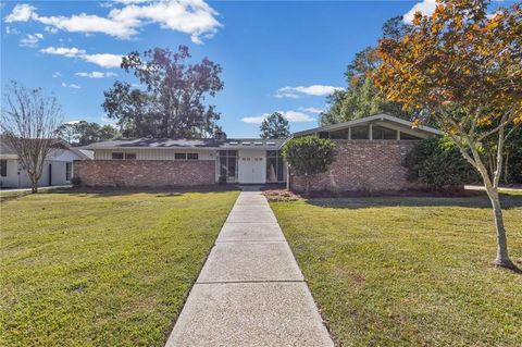 Photo of 3913 Pembrocke Avenue, Mobile, AL 36608 (MLS # 7680461)
