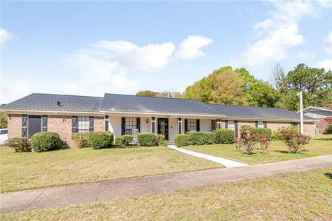 Photo of 2820 Woodmill Lane, Mobile, AL 36695 (MLS # 7740815)