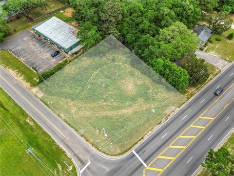 Photo of 7100 Ching Dairy Loop Road S, Mobile, AL 36618 (MLS # 0505273)