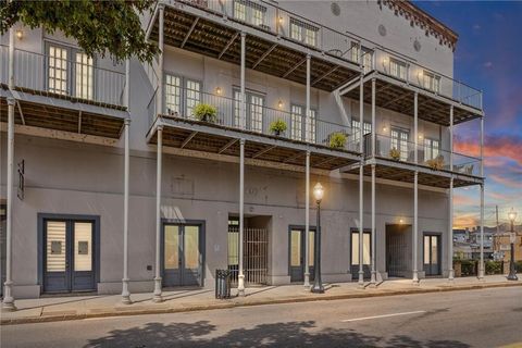 Photo of 412 Dauphin Street #BB, Mobile, AL 36602 (MLS # 7652745) Photo of 412 Dauphin Street #BB, Mobile, AL 36602 (MLS # 7652745)