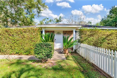 Photo of 5023 Freeway Lane, Mobile, AL 36619 (MLS # 7523888) Photo of 5023 Freeway Lane, Mobile, AL 36619 (MLS # 7523888)