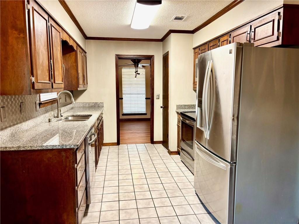 Mobile, Alabama 36695, United States, 4 Bedrooms Bedrooms, ,2 BathroomsBathrooms,Residential,Active,120694