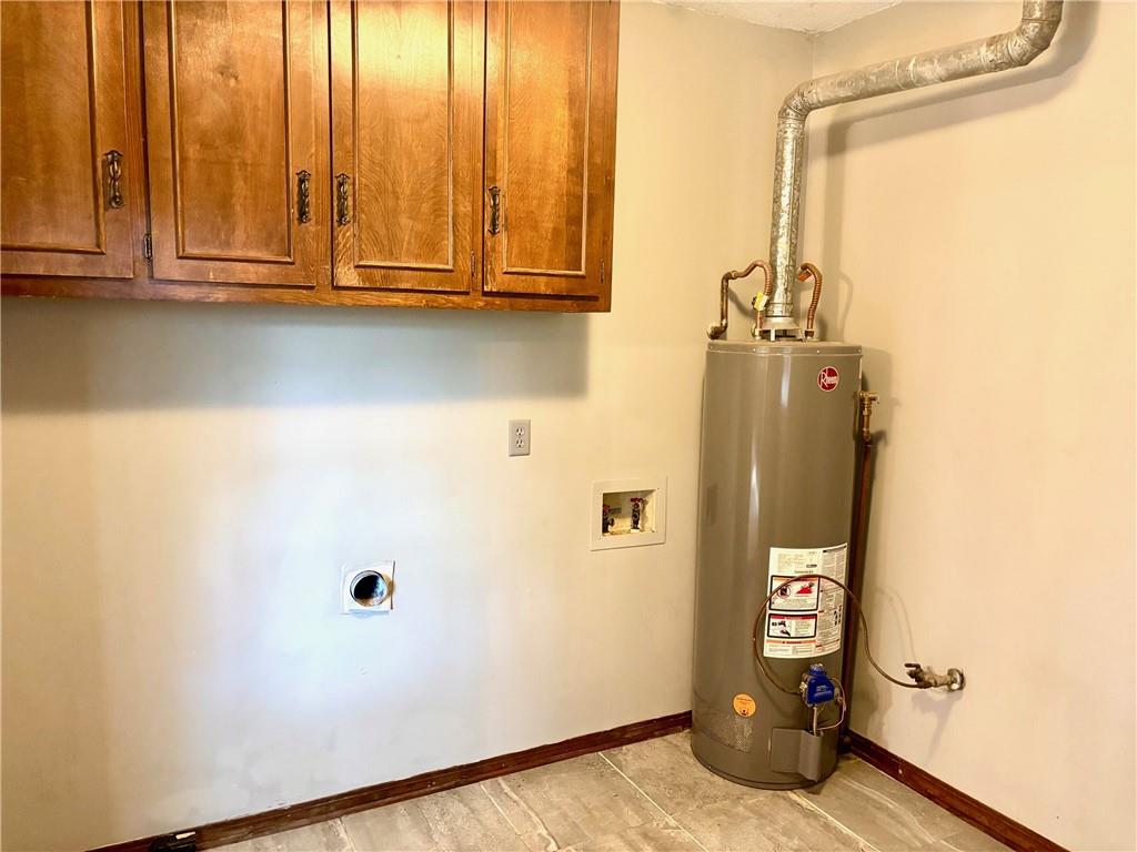 Mobile, Alabama 36695, United States, 4 Bedrooms Bedrooms, ,2 BathroomsBathrooms,Residential,Active,120694