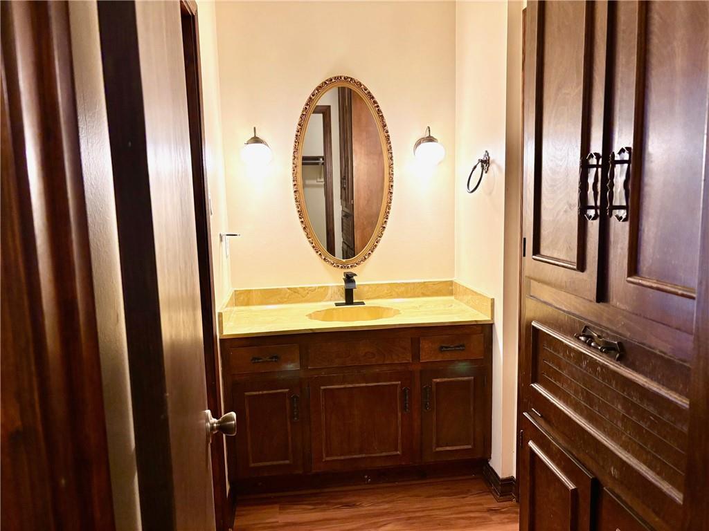 Mobile, Alabama 36695, United States, 4 Bedrooms Bedrooms, ,2 BathroomsBathrooms,Residential,Active,120694