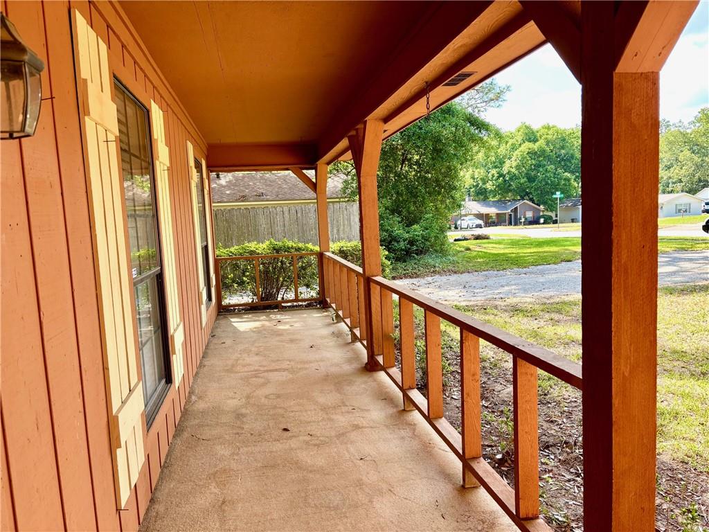 Mobile, Alabama 36695, United States, 4 Bedrooms Bedrooms, ,2 BathroomsBathrooms,Residential,Active,120694