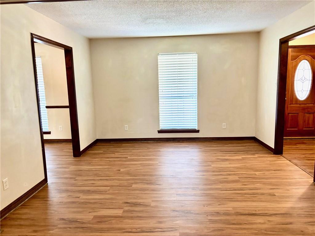 Mobile, Alabama 36695, United States, 4 Bedrooms Bedrooms, ,2 BathroomsBathrooms,Residential,Active,120694