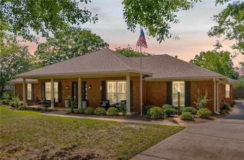 Photo of 7410 Smithfield Road, Mobile, AL 36695 (MLS # 7774941)