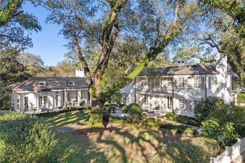 Photo of 2256 De Leon Avenue, Mobile, AL 36607 (MLS # 7736476)