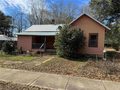 Photo of 1111 Hand Avenue, Bay Minette, AL 36507 (MLS # 7721178)