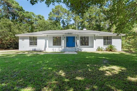 Photo of 707 Alabama Avenue, Dauphin Island, AL 36528 (MLS # 7626660)