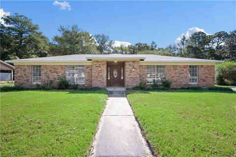 Photo of 4205 Spring Valley Drive S, Mobile, AL 36693 (MLS # 7671593) Photo of 4205 Spring Valley Drive S, Mobile, AL 36693 (MLS # 7671593)