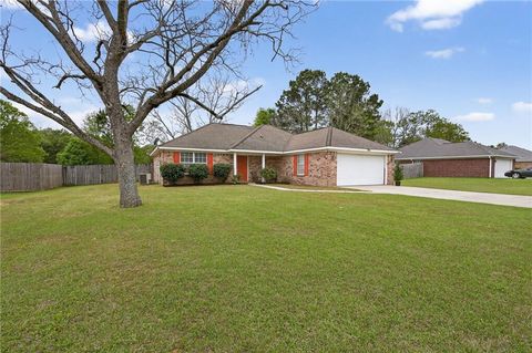 Photo of 27903 Autumn Woods Circle, Loxley, AL 36551 (MLS # 7745657)