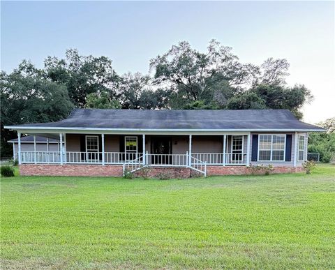 Photo of 410 Allen Circle, Saraland, AL 36571 (MLS # 7657133) Photo of 410 Allen Circle, Saraland, AL 36571 (MLS # 7657133)