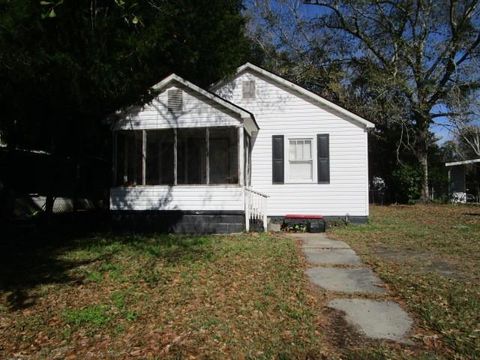 Photo of 2606 Cameron Street, Mobile, AL 36607 (MLS # 7705100)