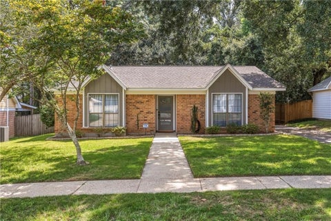 Photo of 6417 Autumn Ridge Drive, Mobile, AL 36695 (MLS # 7840275)