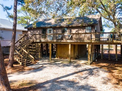 Photo of 718 Cadillac Avenue, Dauphin Island, AL 36528 (MLS # 7541058)