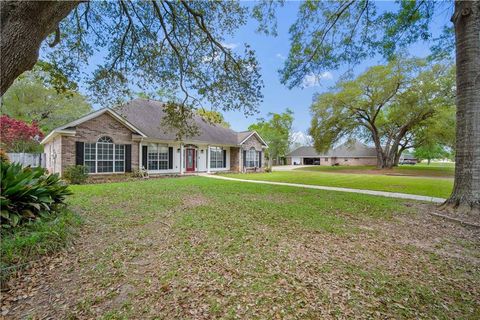 Photo of 1578 Hunters Ridge Drive W, Mobile, AL 36695 (MLS # 7743464)