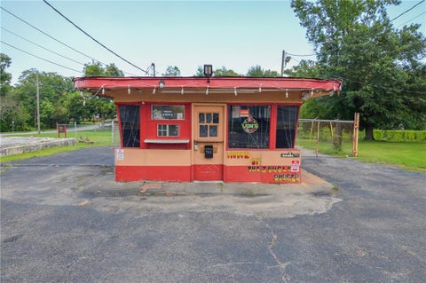 Photo of 705 Holcombe Avenue, Mobile, AL 36606 (MLS # 7823410)
