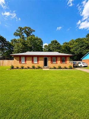 4610 BRUNSWICK DR, EIGHT MILE, AL 36613 - Image e8f9b202a33d79cc8d32e2368eef56b4/1555546026