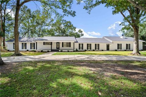Photo of 9366 Matlock Road, Irvington, AL 36544 (MLS # 7664591) Photo of 9366 Matlock Road, Irvington, AL 36544 (MLS # 7664591)