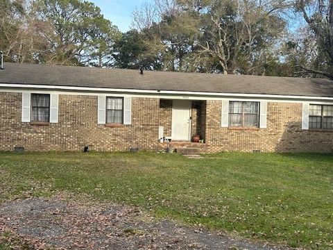 Photo of 3067 Bay Crescent Drive, Mobile, AL 36605 (MLS # 7709582)