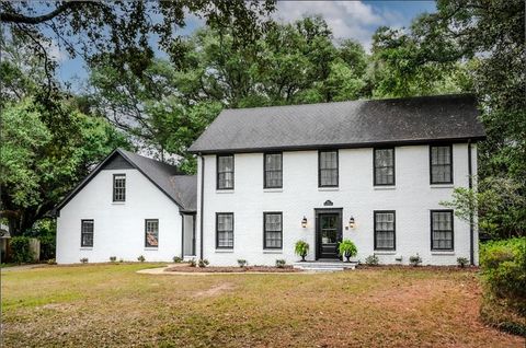 Photo of 513 Shenandoah Road W, Mobile, AL 36608 (MLS # 7654137) Photo of 513 Shenandoah Road W, Mobile, AL 36608 (MLS # 7654137)