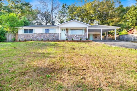 Photo of 4204 Shan Drive E, Mobile, AL 36693 (MLS # 7698081)