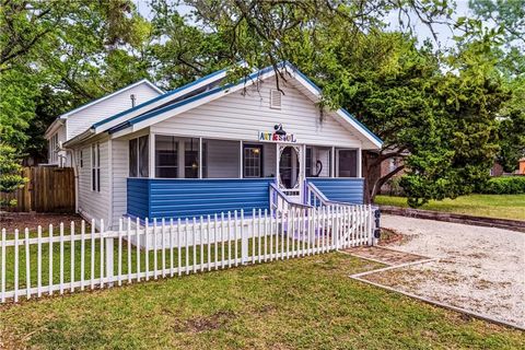 Photo of 816 Cadillac Avenue, Dauphin Island, AL 36528 (MLS # 7747946)