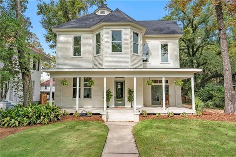 Photo of 1662 Government Street, Mobile, AL 36604 (MLS # 7679059)