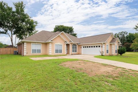 Photo of 8525 Gayla Court, Mobile, AL 36695 (MLS # 7628860)