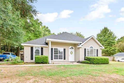 Photo of 3621 Seleste Drive, Mobile, AL 36618 (MLS # 7663927) Photo of 3621 Seleste Drive, Mobile, AL 36618 (MLS # 7663927)