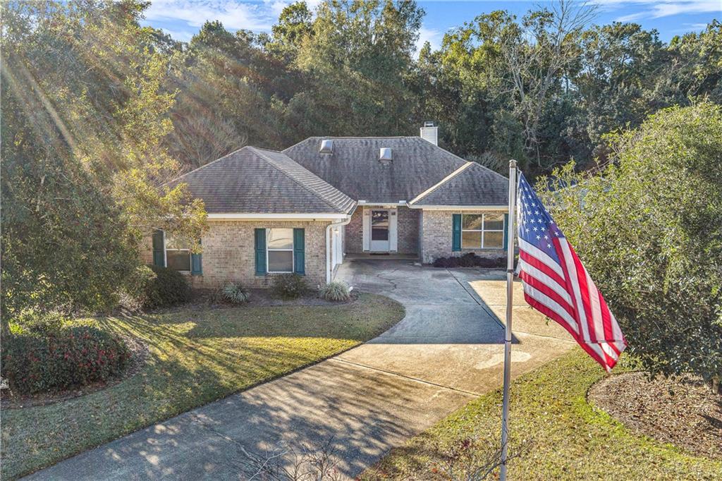 Fairhope, Alabama 36532, United States, 3 Bedrooms Bedrooms, ,2 BathroomsBathrooms,Residential,Active,255333