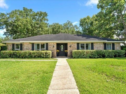 Photo of 154 Country Club Drive, Daphne, AL 36526 (MLS # 7783953)