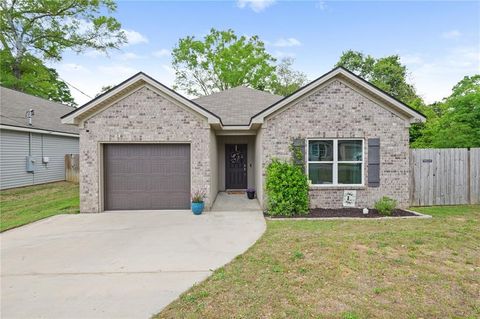 Photo of 906 Louise Avenue, Mobile, AL 36609 (MLS # 7743432)