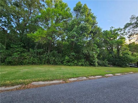 Photo of 7225 Peachtree Lane, Mobile, AL 36618 (MLS # 7767445)