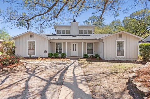 Photo of 5913 Rio Vista Drive, Mobile, AL 36693 (MLS # 7733030)